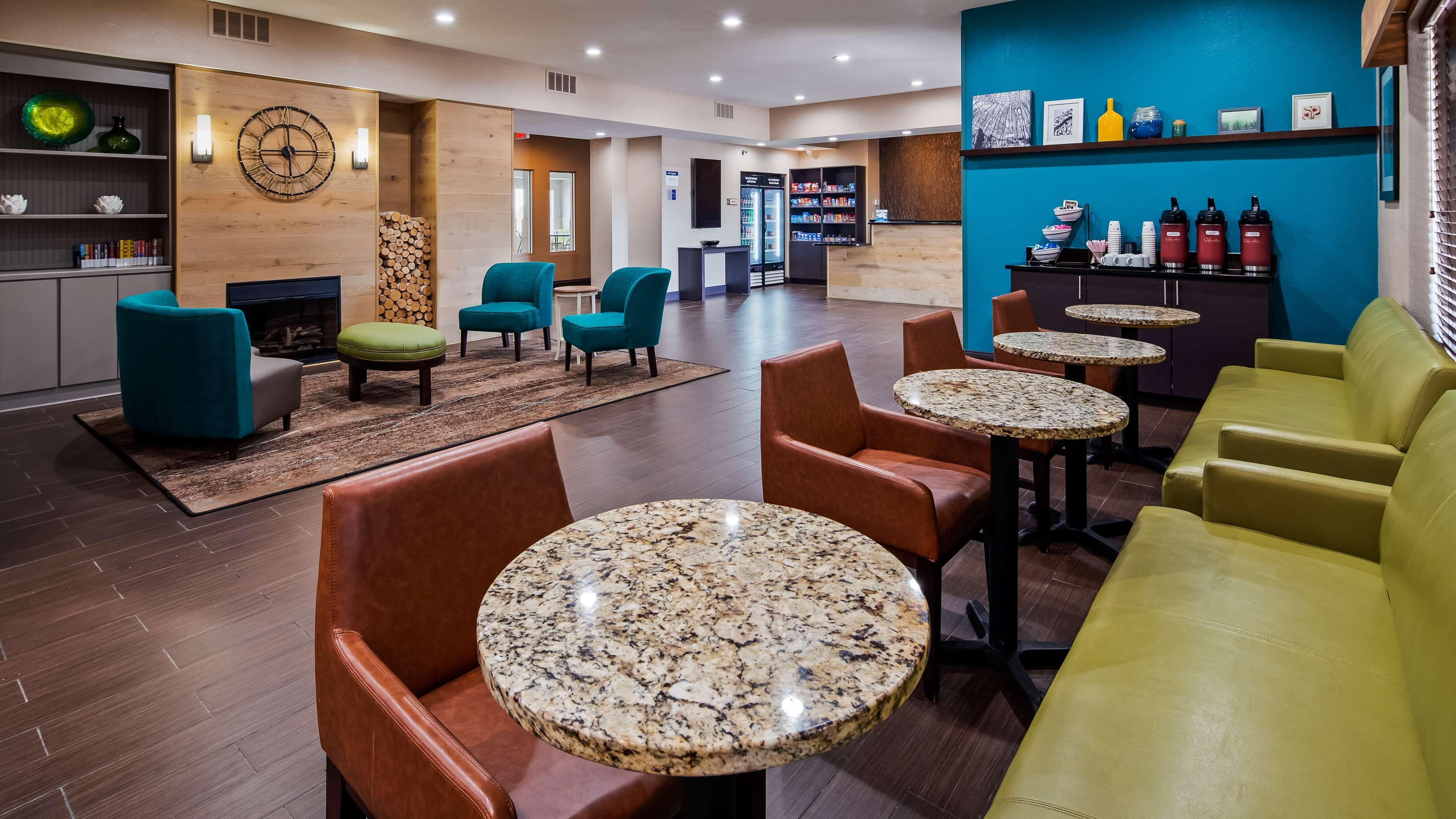 Best Western Plus The Charles Hotel Saint Charles Exterior photo