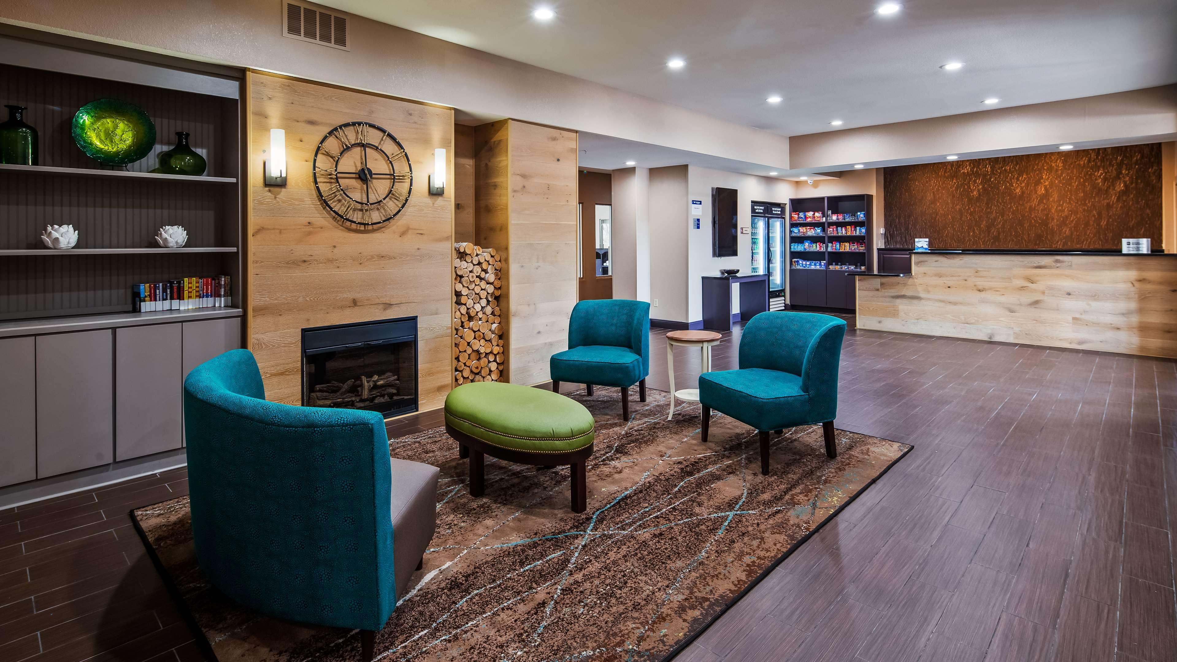 Best Western Plus The Charles Hotel Saint Charles Exterior photo