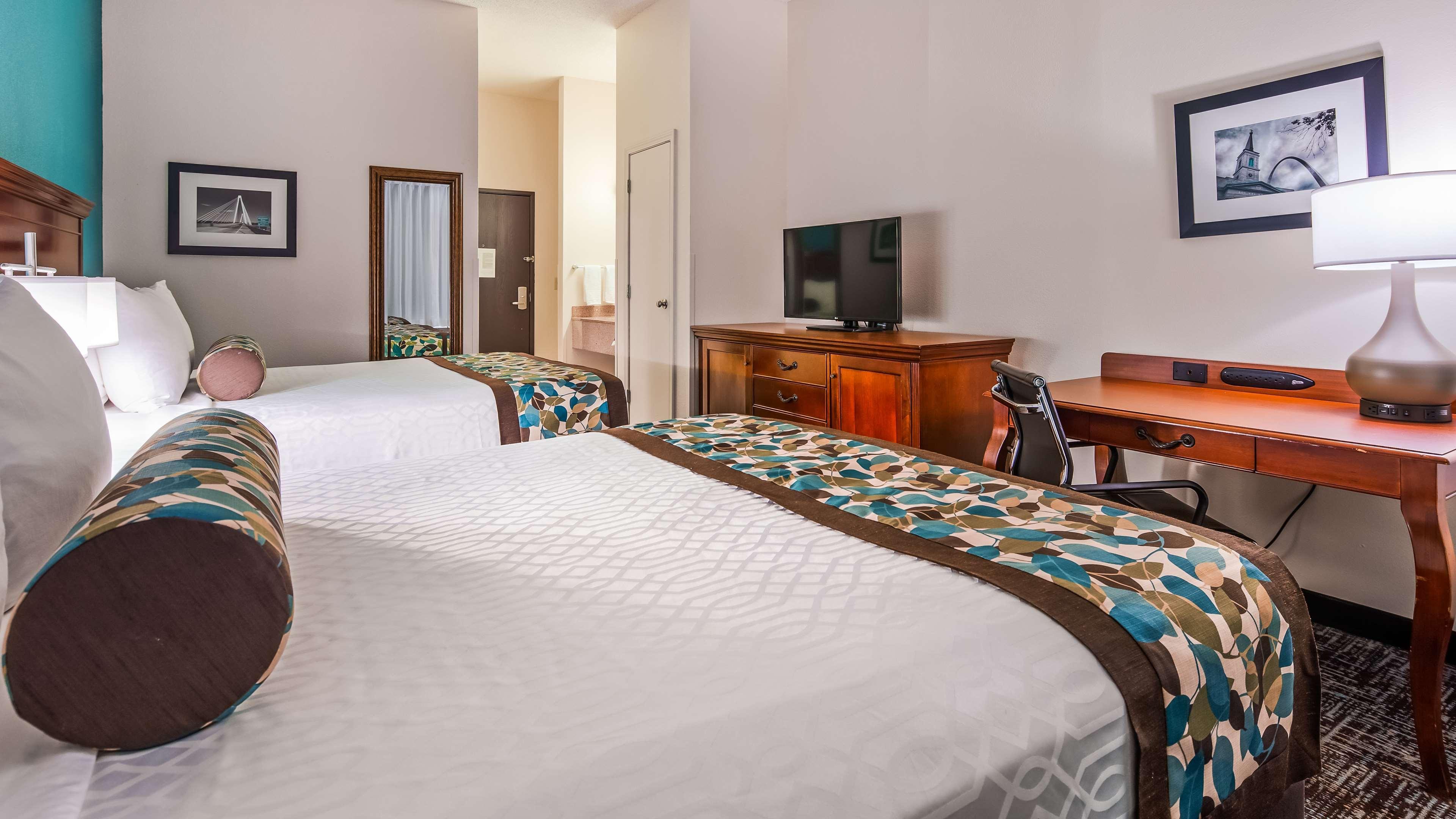 Best Western Plus The Charles Hotel Saint Charles Exterior photo