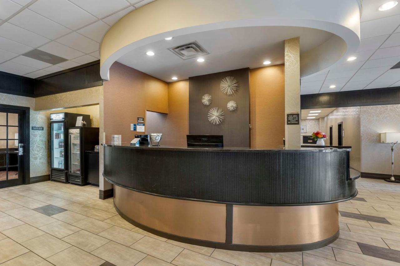 Best Western Plus The Charles Hotel Saint Charles Exterior photo